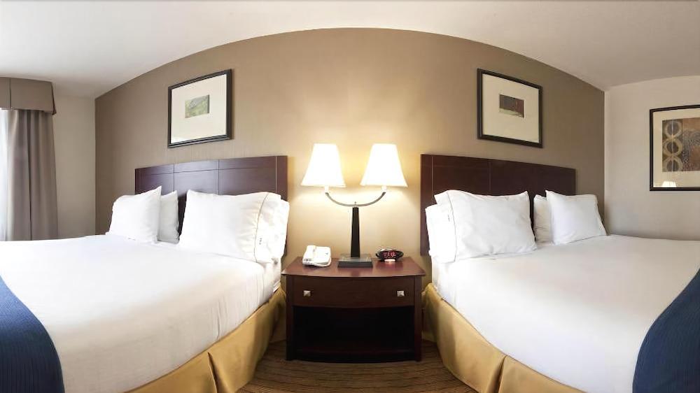 Holiday Inn Express Hotel & Suites Vancouver Mall-Portland Area By Ihg Bagian luar foto