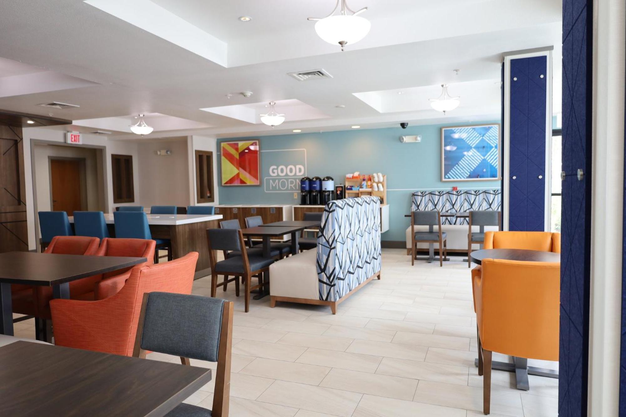 Holiday Inn Express Hotel & Suites Vancouver Mall-Portland Area By Ihg Bagian luar foto