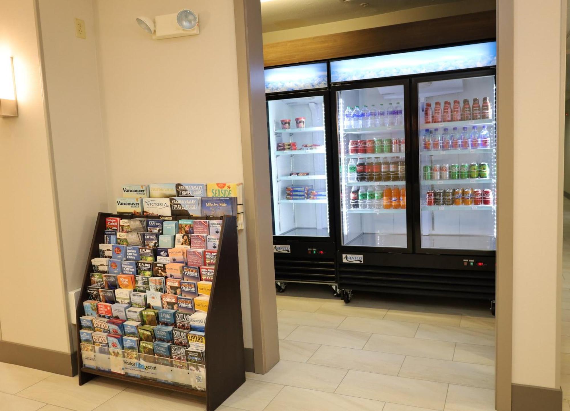Holiday Inn Express Hotel & Suites Vancouver Mall-Portland Area By Ihg Bagian luar foto