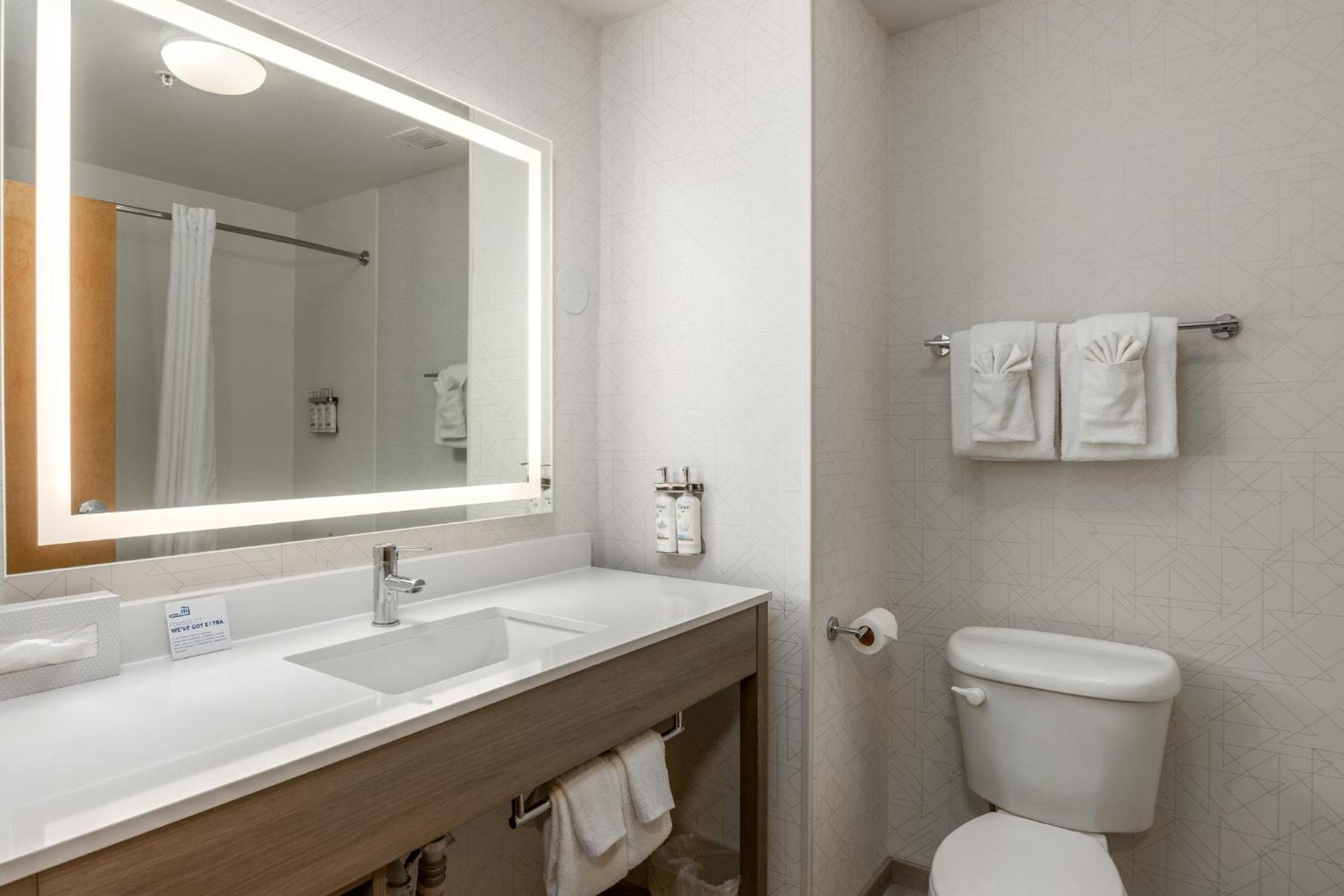 Holiday Inn Express Hotel & Suites Vancouver Mall-Portland Area By Ihg Bagian luar foto